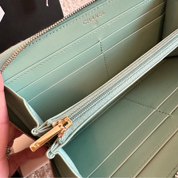 Chanel Zip Around Wallet | Sea Foam Green - Picture 9 of 10